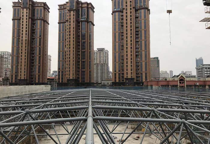 崇州螺栓球网架结构